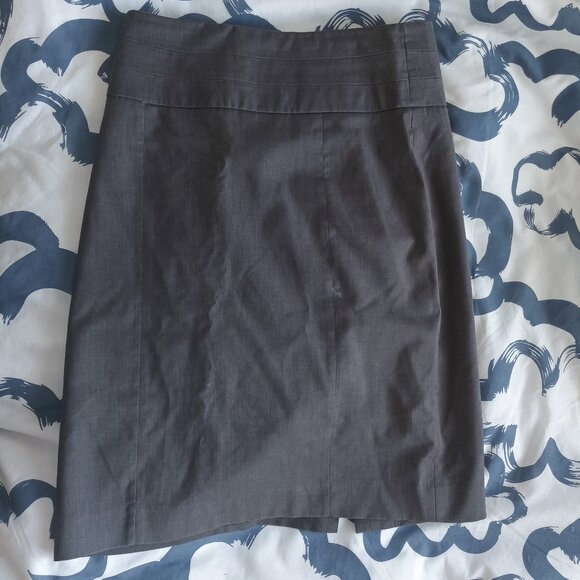 Above knee classy dark grey skirt - Picture 1 of 4